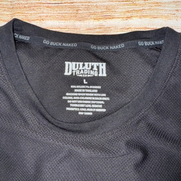 Duluth Trading Co Black Short Sleeve Tee - Picture 5 of 5